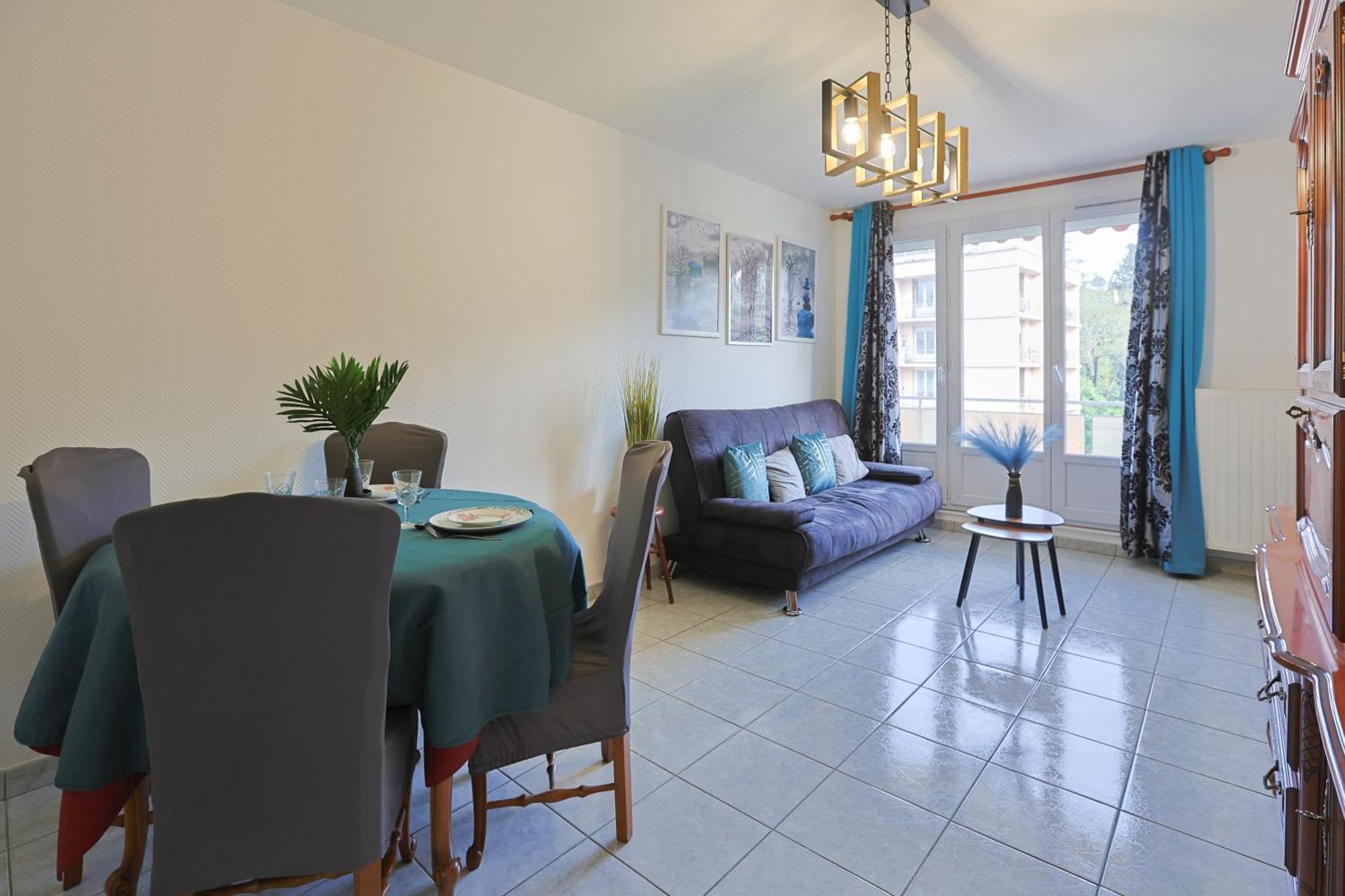 Lumiere Et Espace, Lyon Et Pilat A Votre Portee Appartement Rive-de-Gier
